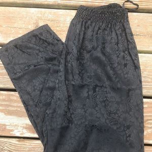Vintage 💯 % SILK  Diane Freis lounge pants